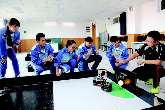 智慧教育互動,讓課堂更有趣