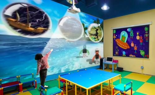 未來(lái)教室 未來(lái)教室